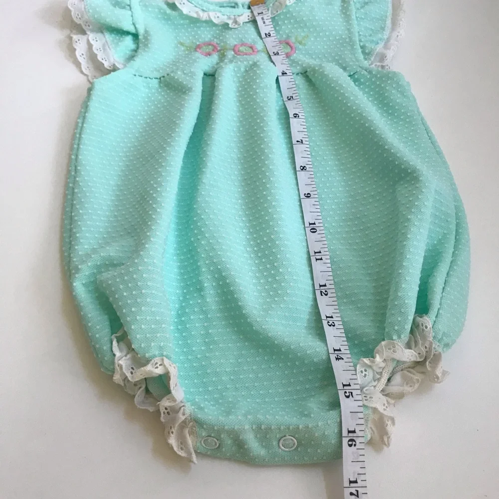 Vintage Carter’s One Piece Short Romper